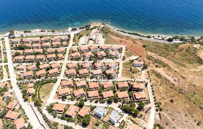 MİLAS ÖREN DENİZ MANZARALI SAHİLE YAKIN SIFIR 2+1 ÜST KAT DAİRE