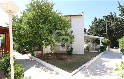 Çeşme Paşalimanı Folkart'a komşu site içi satılık villa fırsatı