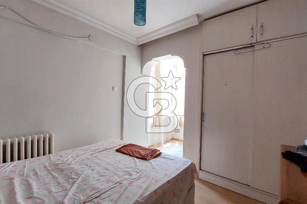 Bayraklı Mansuroğlu Mahallesinde Tadilatlı 3+1 Kiralık Daire