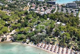 Çeşme Paşalimanı Folkart'a komşu site içi satılık villa fırsatı