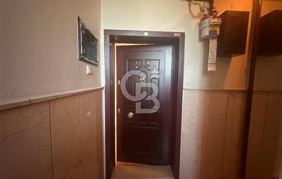 Menekşe-2'de Asansörlü İş Merkezinde Kiralık 2+1 Ofis