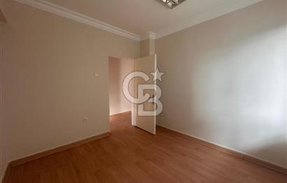 Menekşe-2'de Asansörlü İş Merkezinde Kiralık 2+1 Ofis