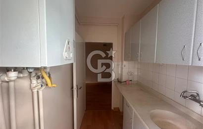Menekşe-2'de Asansörlü İş Merkezinde Kiralık 2+1 Ofis