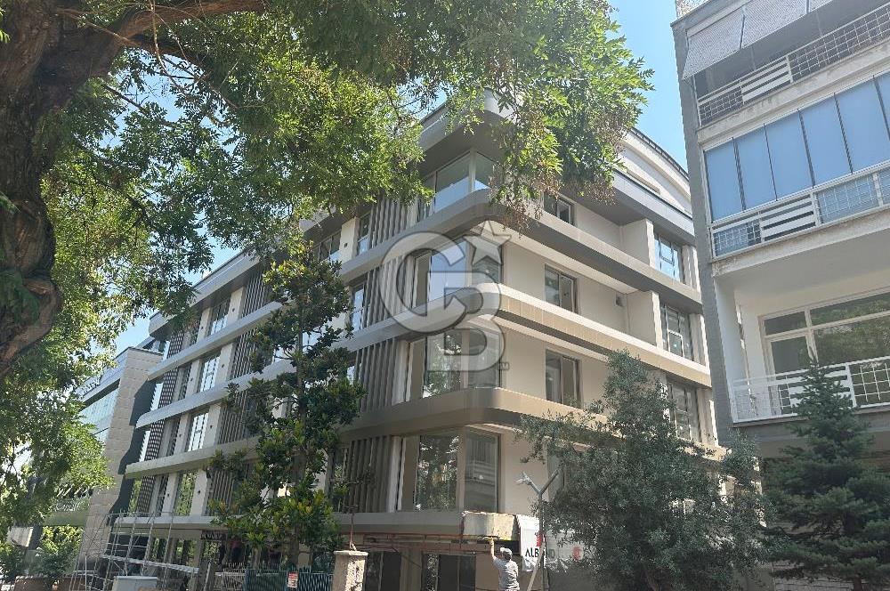 ÇANKAYA KAVAKLIDERE DE 1+1 SATILIK DAİRE