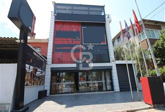 Gaziemir'in En İşlek Noktasında Kiralık Komple Bina