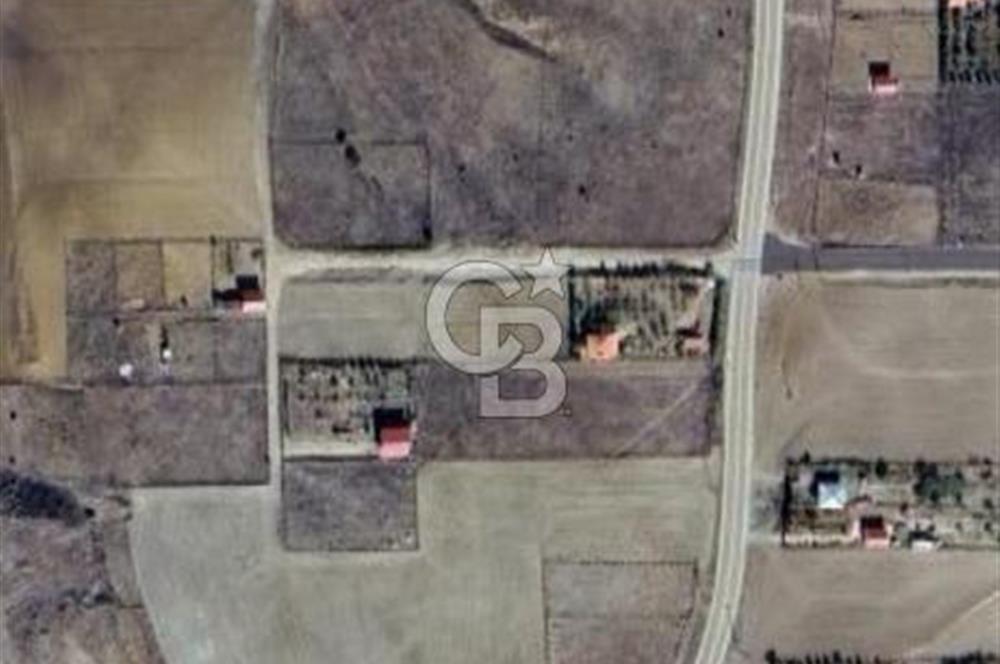 Karşıyaka Lalahan'da 2352 m2 Tek ve Kök Tapu Satılık Arsa