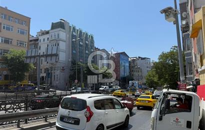 Taksim Meydan'a Yakın Otel Yapımına Uygun, Satılık Fırsat Bina