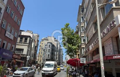 Taksim Meydan'a Yakın Otel Yapımına Uygun, Satılık Fırsat Bina