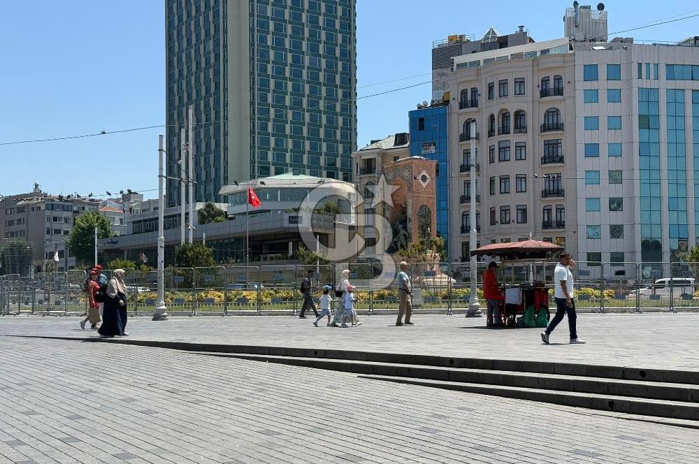 Taksim Meydan'a Yakın Otel Yapımına Uygun, Satılık Fırsat Bina
