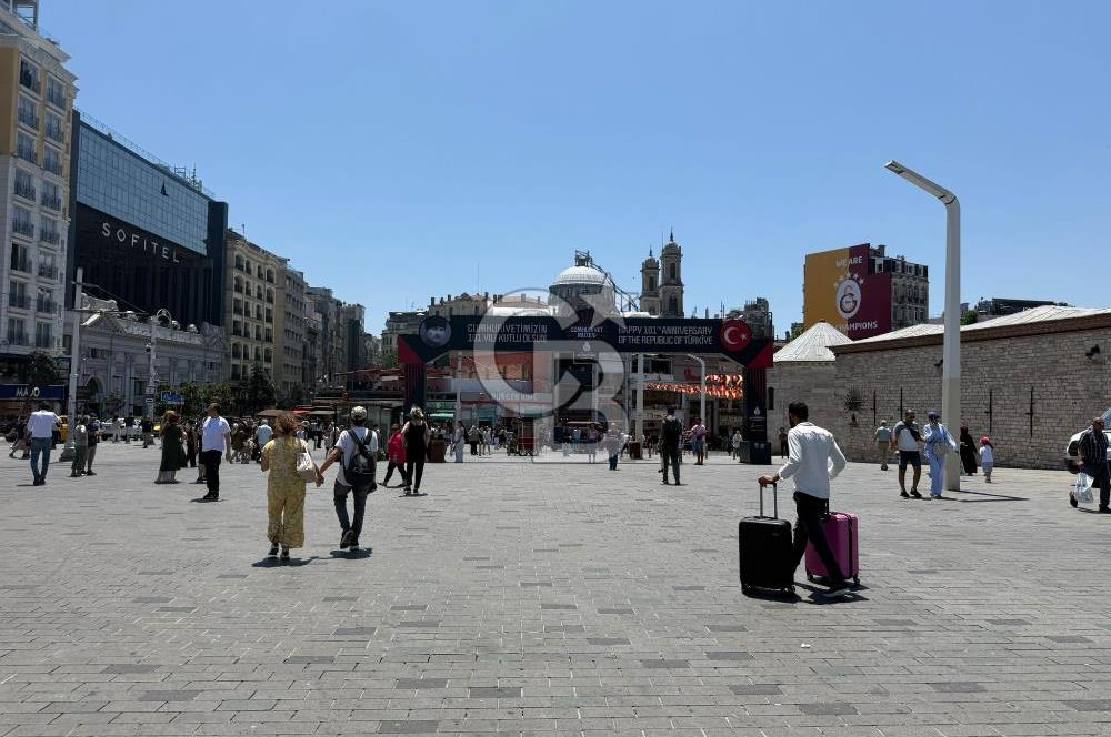 Taksim Meydan'a Yakın Otel Yapımına Uygun, Satılık Fırsat Bina