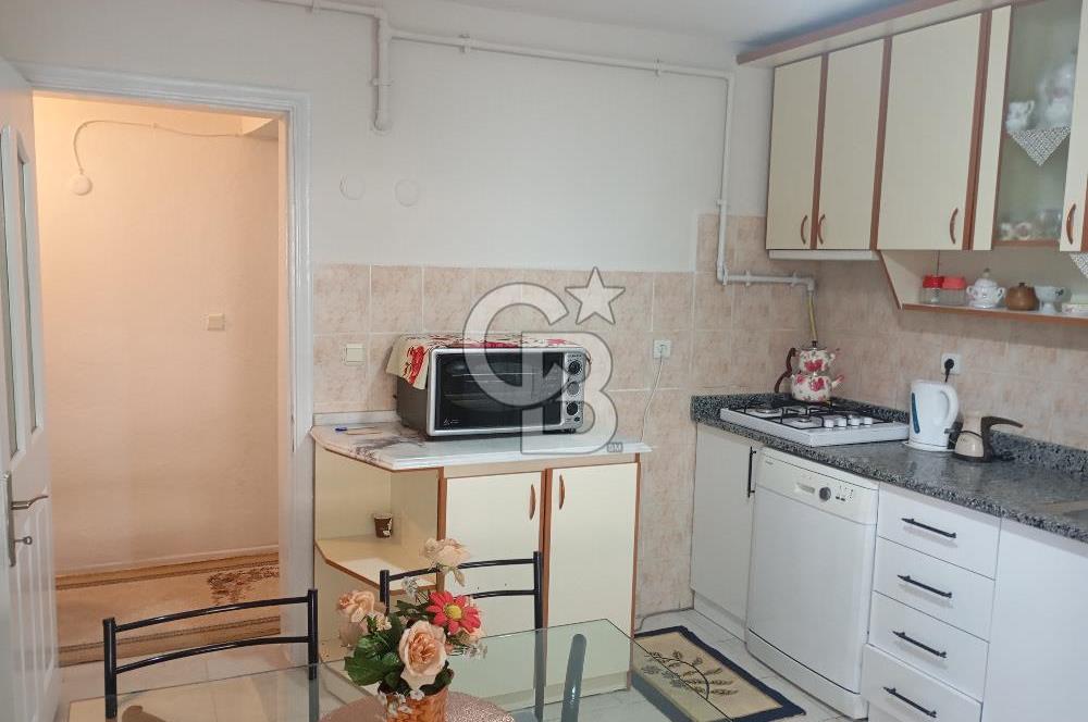 MENDERES BARBAROS MAHALLESİNDE 2+1 GENİŞ, BAHÇELİ, EŞYALI DAİRE