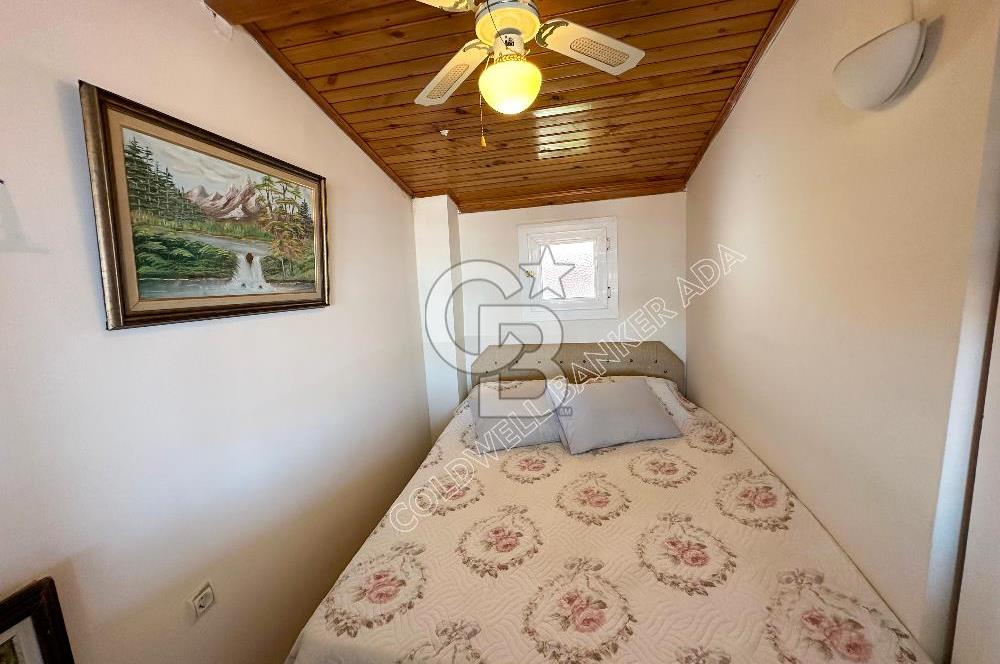 KUŞADASI KADINLAR DENİZİ SATILIK 4+1 TERASLI VİLLA