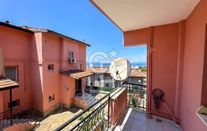 KUŞADASI KADINLAR DENİZİ SATILIK 4+1 TERASLI VİLLA