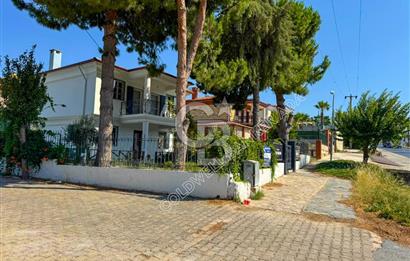 KUŞADASI KUŞTUR ANA YOL ÜZERİ KİRALIK İŞ YERİ
