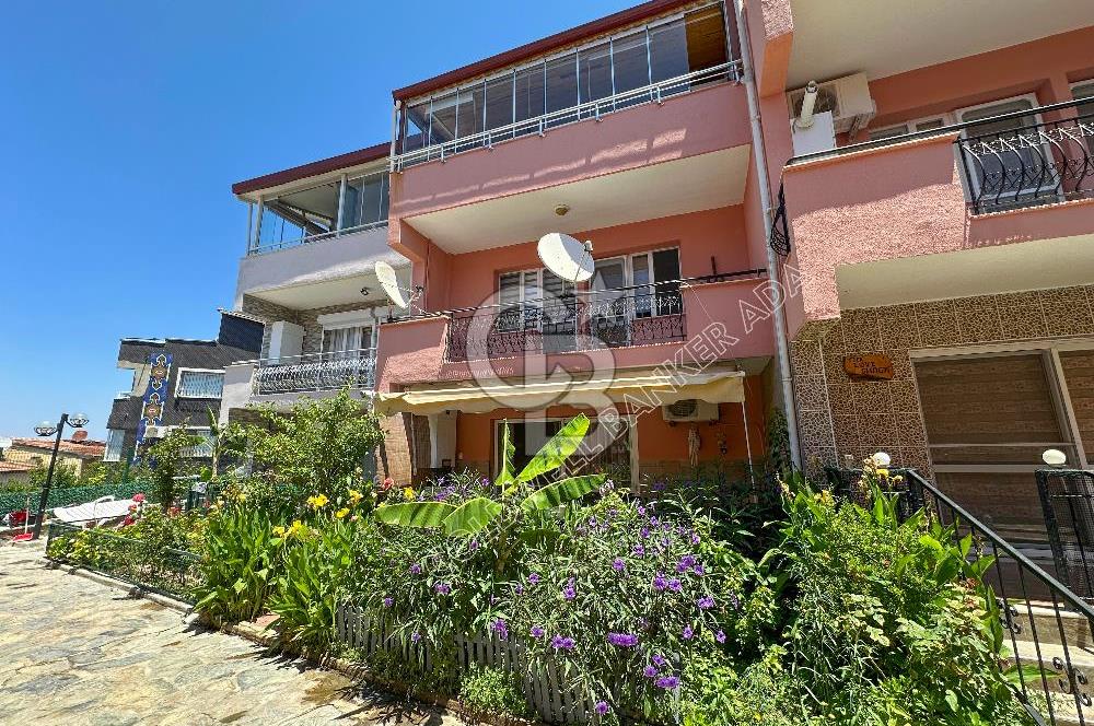 KUŞADASI KADINLAR DENİZİ SATILIK 4+1 TERASLI VİLLA