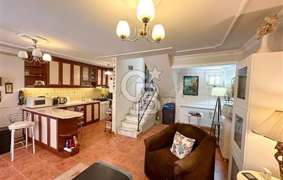 KUŞADASI KADINLAR DENİZİ SATILIK 4+1 TERASLI VİLLA