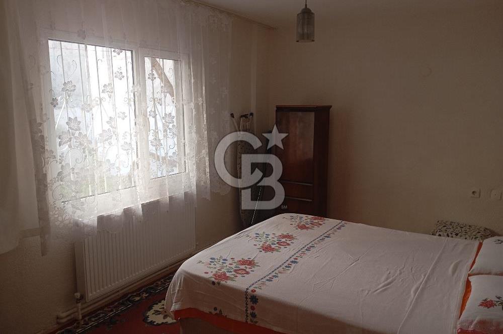 MENDERES BARBAROS MAHALLESİNDE 2+1 GENİŞ, BAHÇELİ, EŞYALI DAİRE