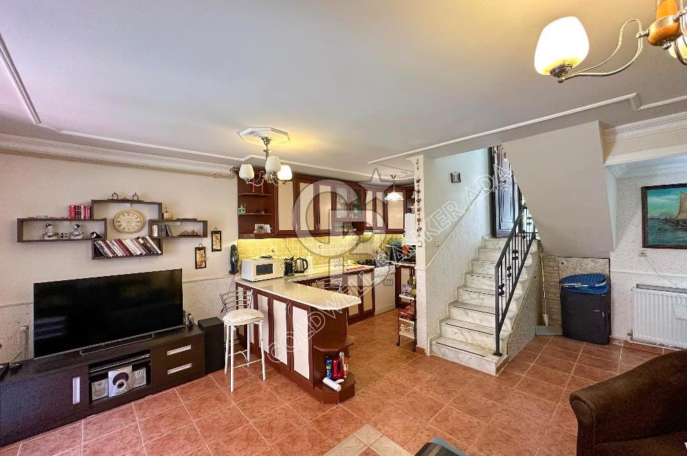 KUŞADASI KADINLAR DENİZİ SATILIK 4+1 TERASLI VİLLA
