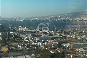 MAHALL BOMONTİ İZMİR'DE DENİZ MANZARALI 1+1 SATILIK DAİRE