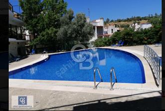 Foça Olivia Villagede deniz manzaralı Satılık 1+1