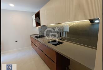 Karşıyaka Çamlık Yolda Satılık 3+1 Komple Tadilatlı Daire