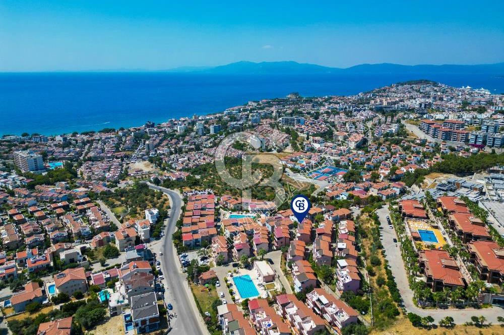 KUŞADASI KADINLAR DENİZİ SATILIK 4+1 TERASLI VİLLA