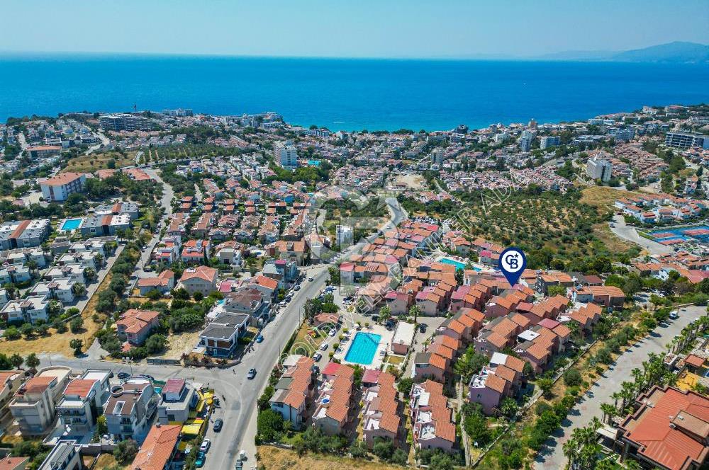 KUŞADASI KADINLAR DENİZİ SATILIK 4+1 TERASLI VİLLA