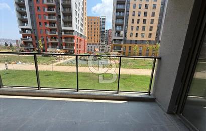 SUR YAPI'DA MANZARALI ''FIRSAT'' SATILIK 4+1 206M2 BÜYÜK DAİRE