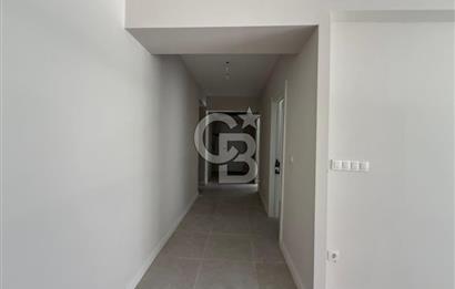 SUR YAPI'DA MANZARALI ''FIRSAT'' SATILIK 4+1 206M2 BÜYÜK DAİRE