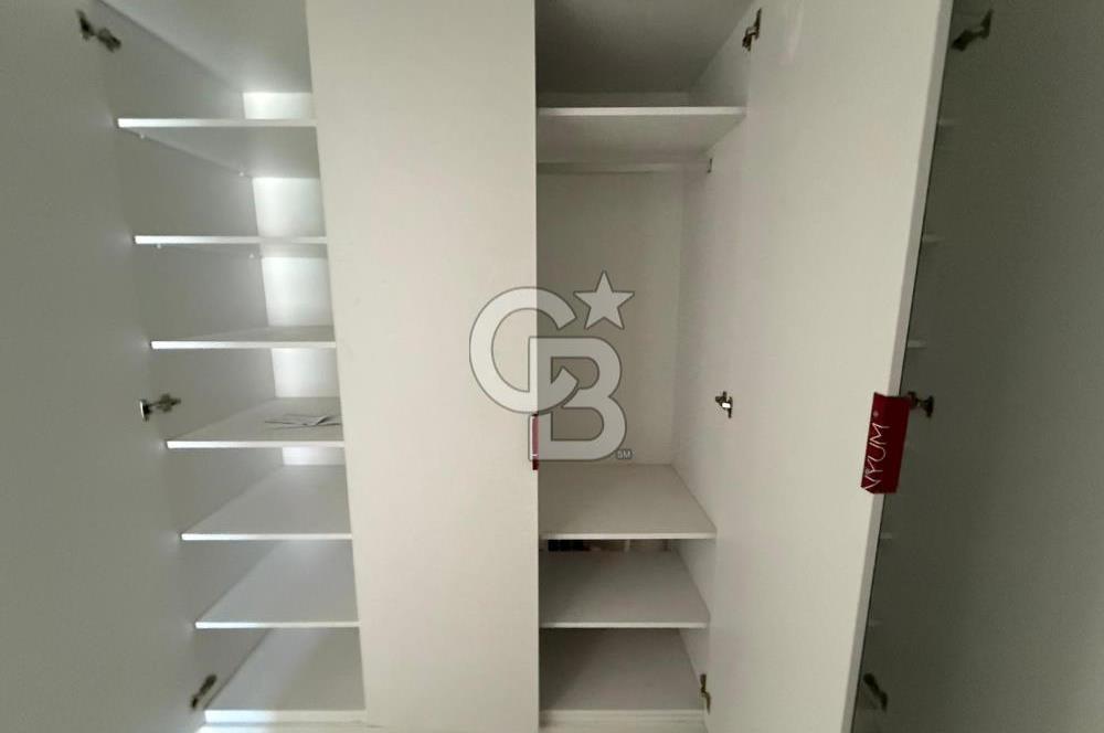 SUR YAPI'DA MANZARALI ''FIRSAT'' SATILIK 4+1 206M2 BÜYÜK DAİRE