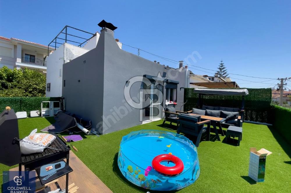 ÇEŞME DALYANDA DENİZE 100 METRE YENİLENMİŞ 2+1 VİLLA