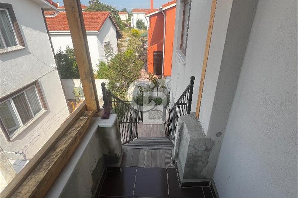 LAPSEKİ ADATEPE EMEK TATİL SİTESİ DENİZE 100 METRE MÜSTAKİL EV