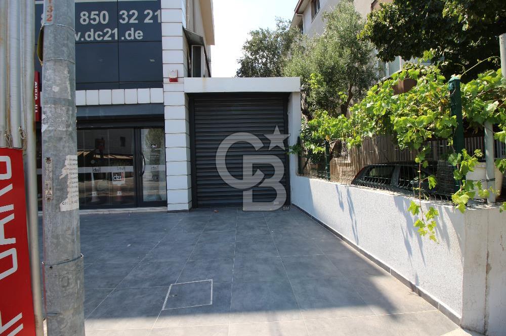 Gaziemir'in En İşlek Noktasında Kiralık Komple Bina
