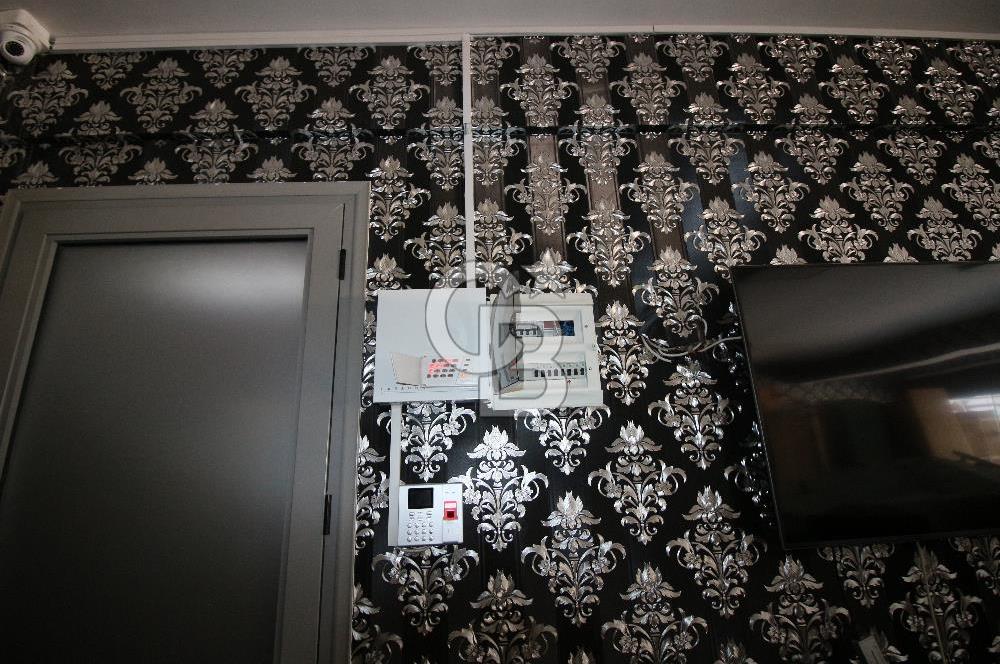 Gaziemir'in En İşlek Noktasında Kiralık Komple Bina