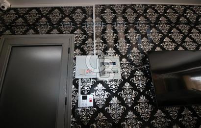 Gaziemir'in En İşlek Noktasında Kiralık Komple Bina