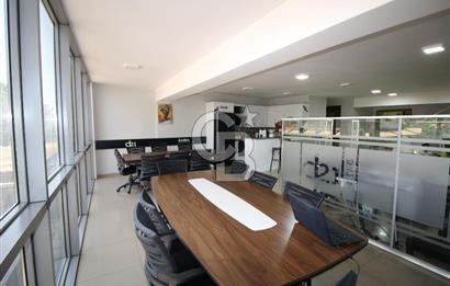 Gaziemir'in En İşlek Noktasında Kiralık Komple Bina