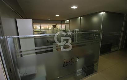 Gaziemir'in En İşlek Noktasında Kiralık Komple Bina