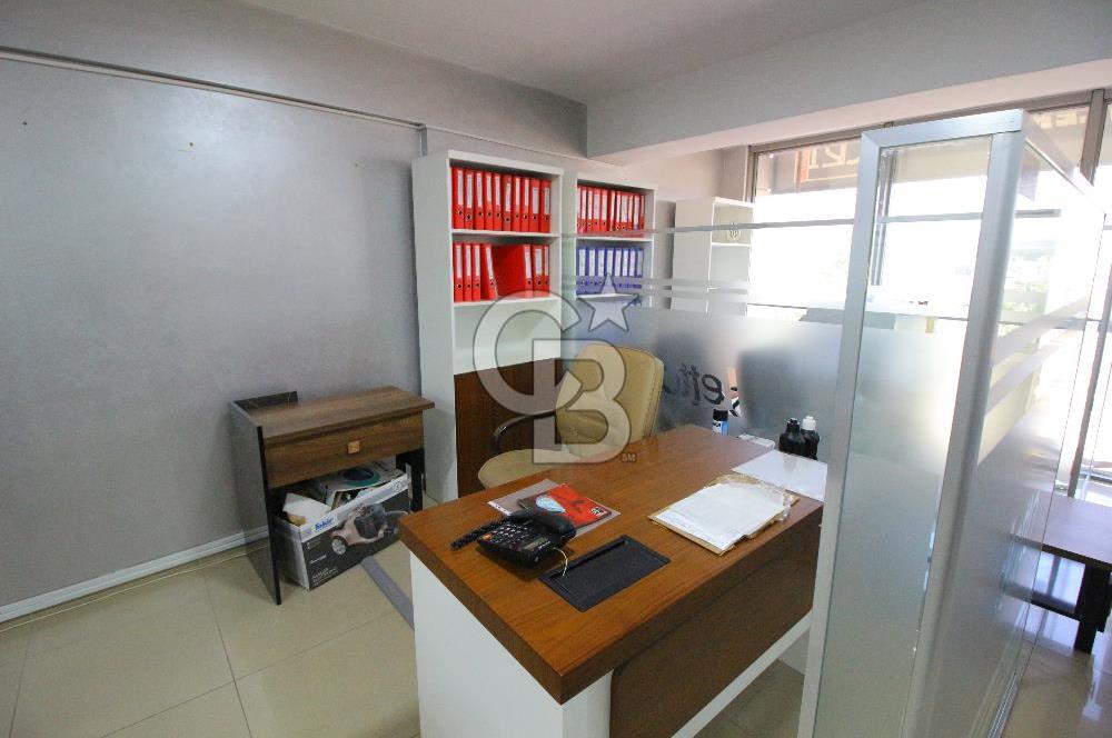 Gaziemir'in En İşlek Noktasında Kiralık Komple Bina