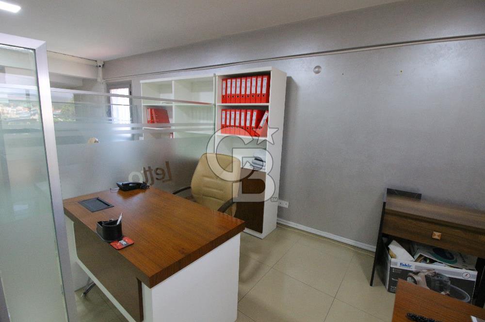Gaziemir'in En İşlek Noktasında Kiralık Komple Bina