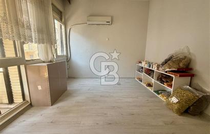 Karşıyaka Merkezi Konumda Ferah Satılık 3+1 Daire