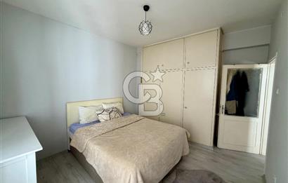 Karşıyaka Merkezi Konumda Ferah Satılık 3+1 Daire
