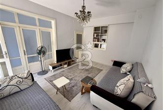 Karşıyaka Merkezi Konumda Ferah Satılık 3+1 Daire