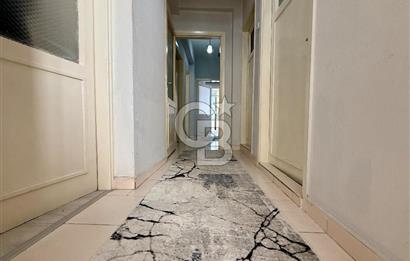 Karşıyaka Merkezi Konumda Ferah Satılık 3+1 Daire