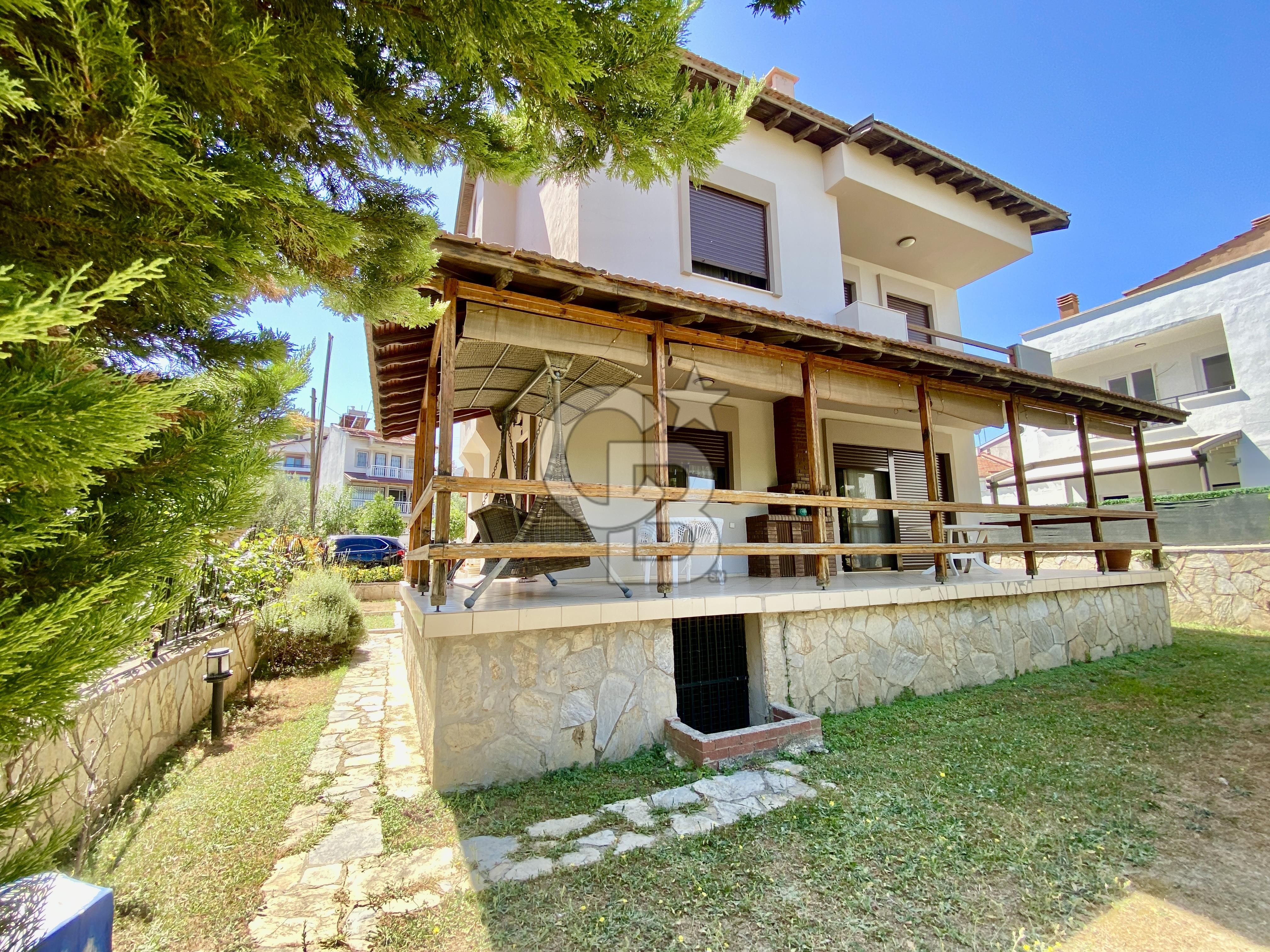 MUSELAND- ZEYTİNALANINDA DENİZ MANZARALI HARİKA LOKASYONDA VİLLA