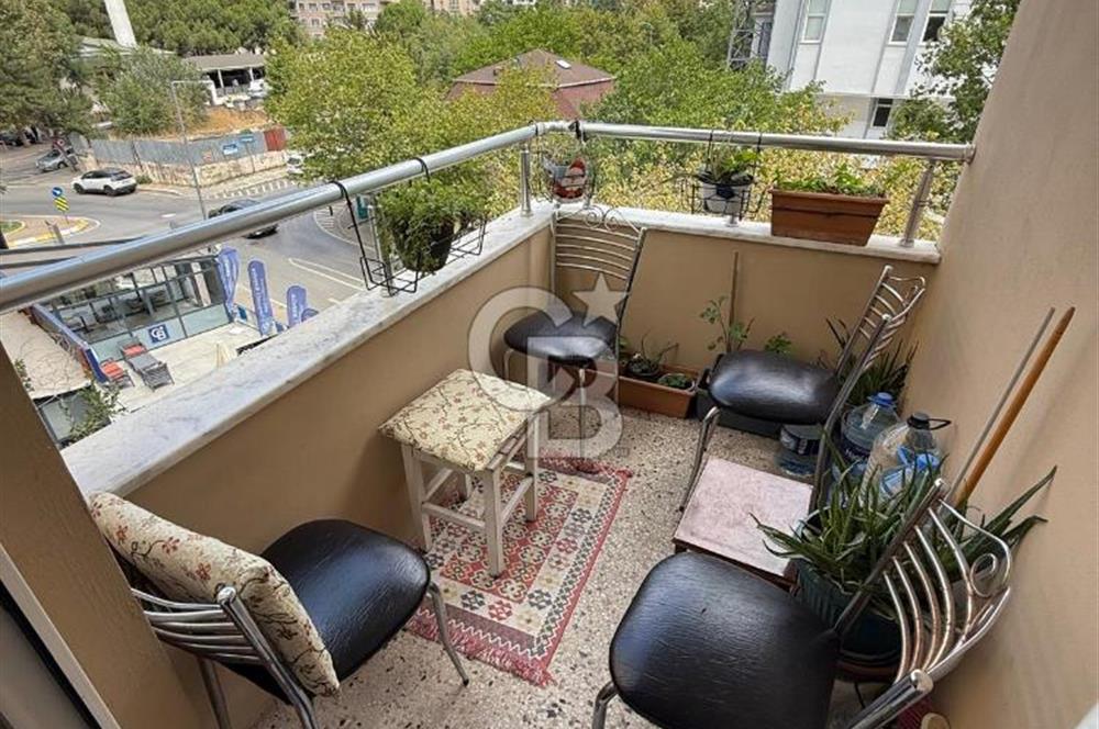 KADIKÖY KOZYATAĞI ŞENESENEVLER 3+1 SATILIK DAİRE
