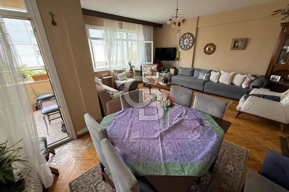 KADIKÖY KOZYATAĞI ŞENESENEVLER 3+1 SATILIK DAİRE