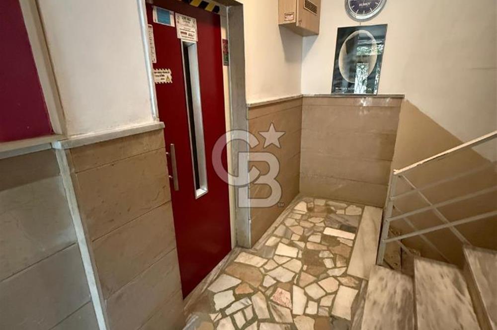 KADIKÖY KOZYATAĞI ŞENESENEVLER 3+1 SATILIK DAİRE