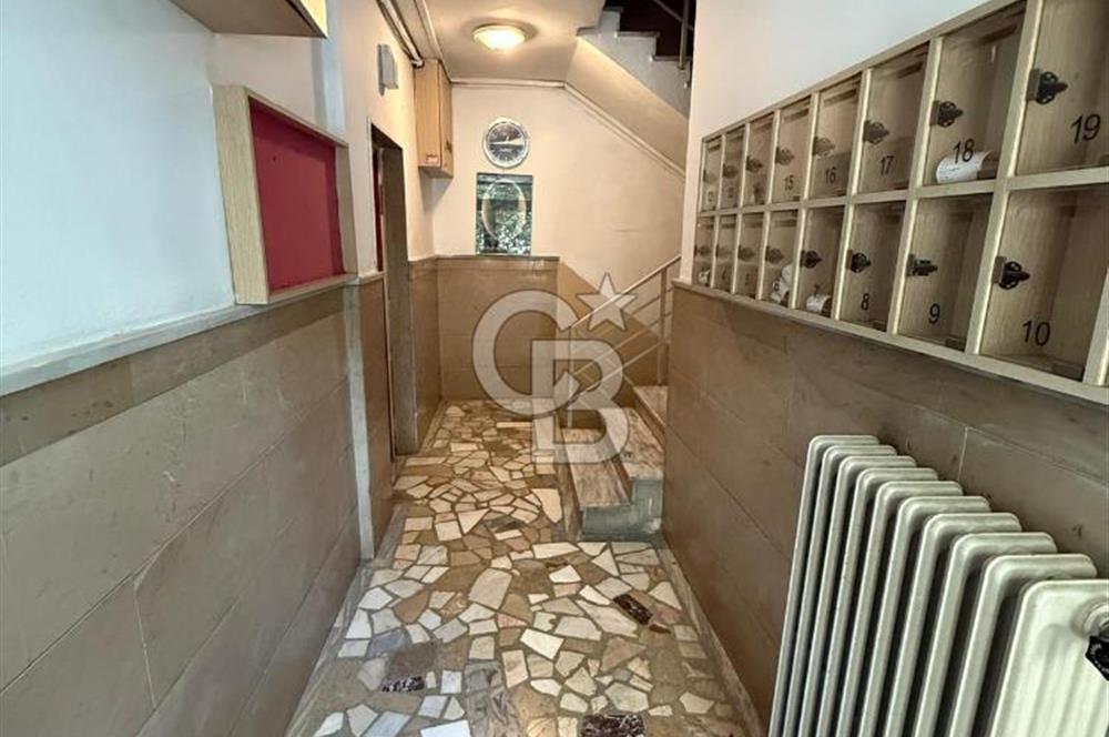 KADIKÖY KOZYATAĞI ŞENESENEVLER 3+1 SATILIK DAİRE