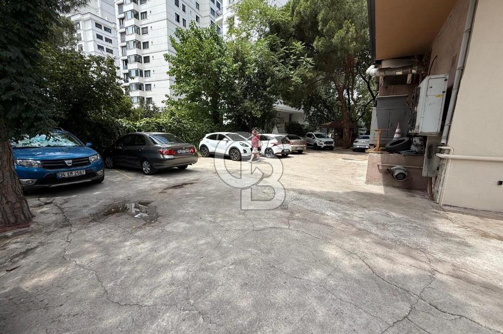 KADIKÖY KOZYATAĞI ŞENESENEVLER 3+1 SATILIK DAİRE