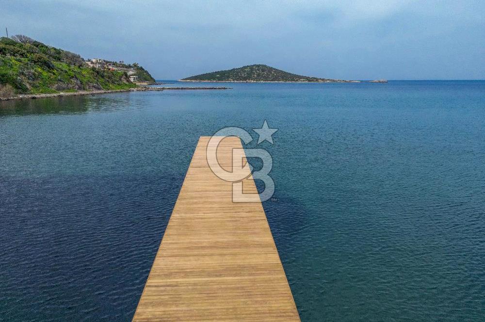 Bodrumda Ultra Lüks Denize Sıfır SATILIK VİLLA